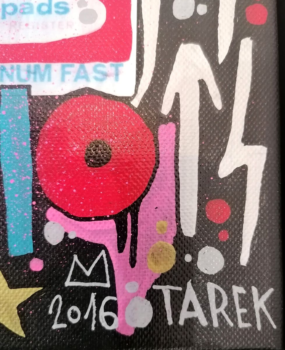 Sculpture de TAREK a pour titre BRILLO style graphique dim : TAREKprix:350