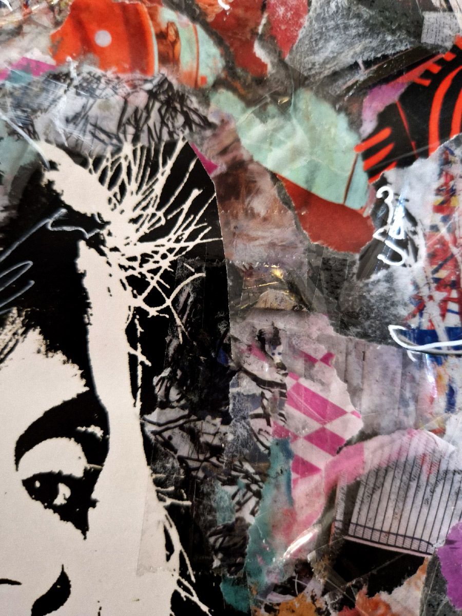 Editions d'art de FLOREPEA a pour titre Redlips Debbie style graphique dim : FLOREPEAprix:300