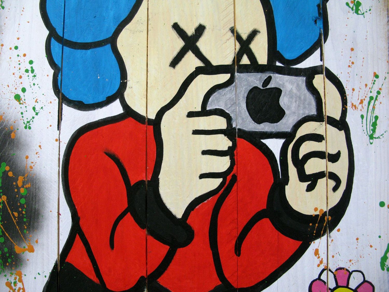 Tableau de VIDIZ a pour titre KAWS APPLE style graphique dim : VIDIZprix:600