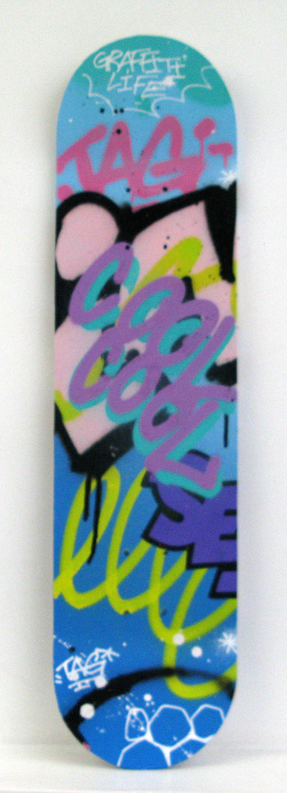 Sculpture de KENY a pour titre GRAFFITI LIFE style graffiti, street art dim : KENYprix:320