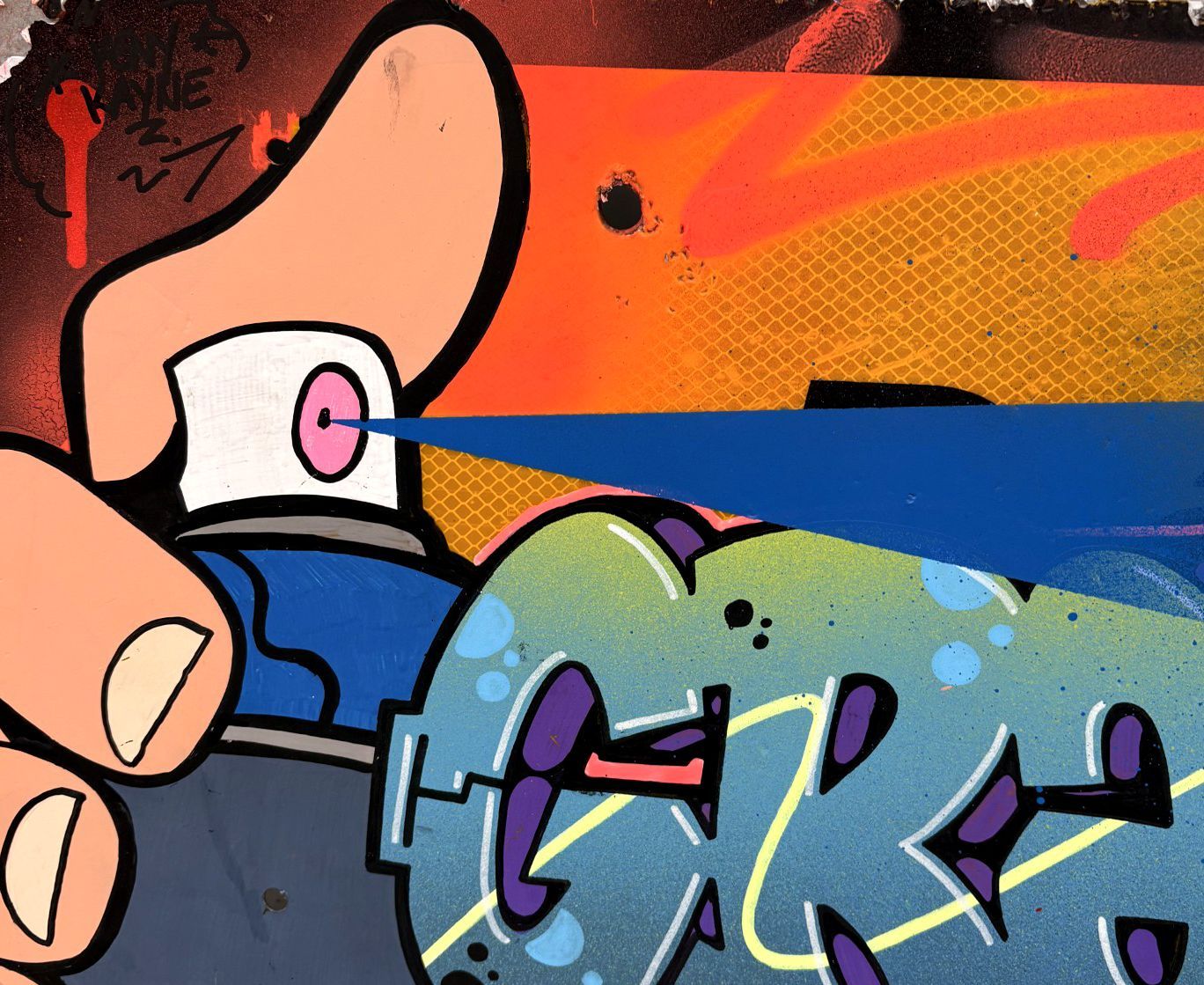 Sculpture de KENY a pour titre PLAQUE SIGNO GRAFFITI ART style graffiti, street art dim : KENYprix:800