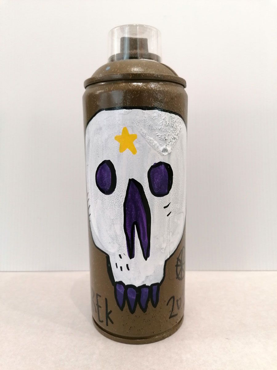 Sculpture de TAREK a pour titre MASK WITH PURPLE EYES style street pop art dim : TAREKprix:60