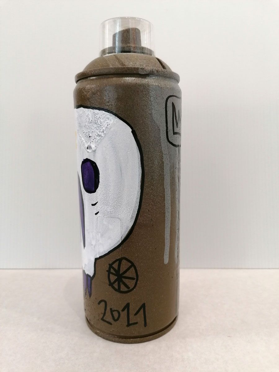 Sculpture de TAREK a pour titre MASK WITH PURPLE EYES style street pop art dim : TAREKprix:60