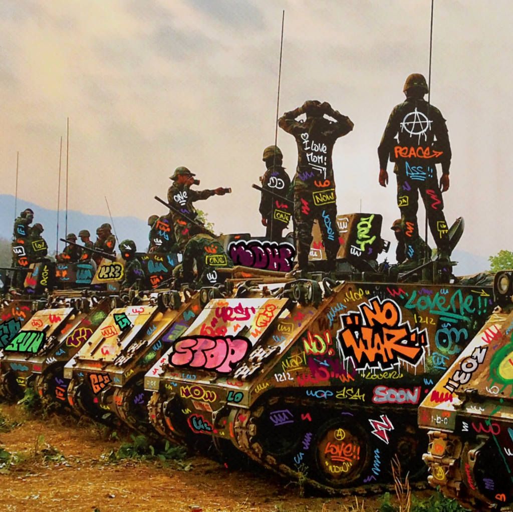Editions d'art de BLACH a pour titre Tank de la Paix style street art dim : BLACHprix:100