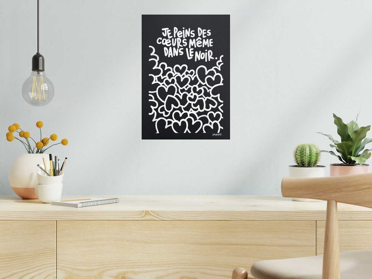 Dessin Même dans le noir de L'OISEAU NOIR dans un intérieur – 30 × 40 cm