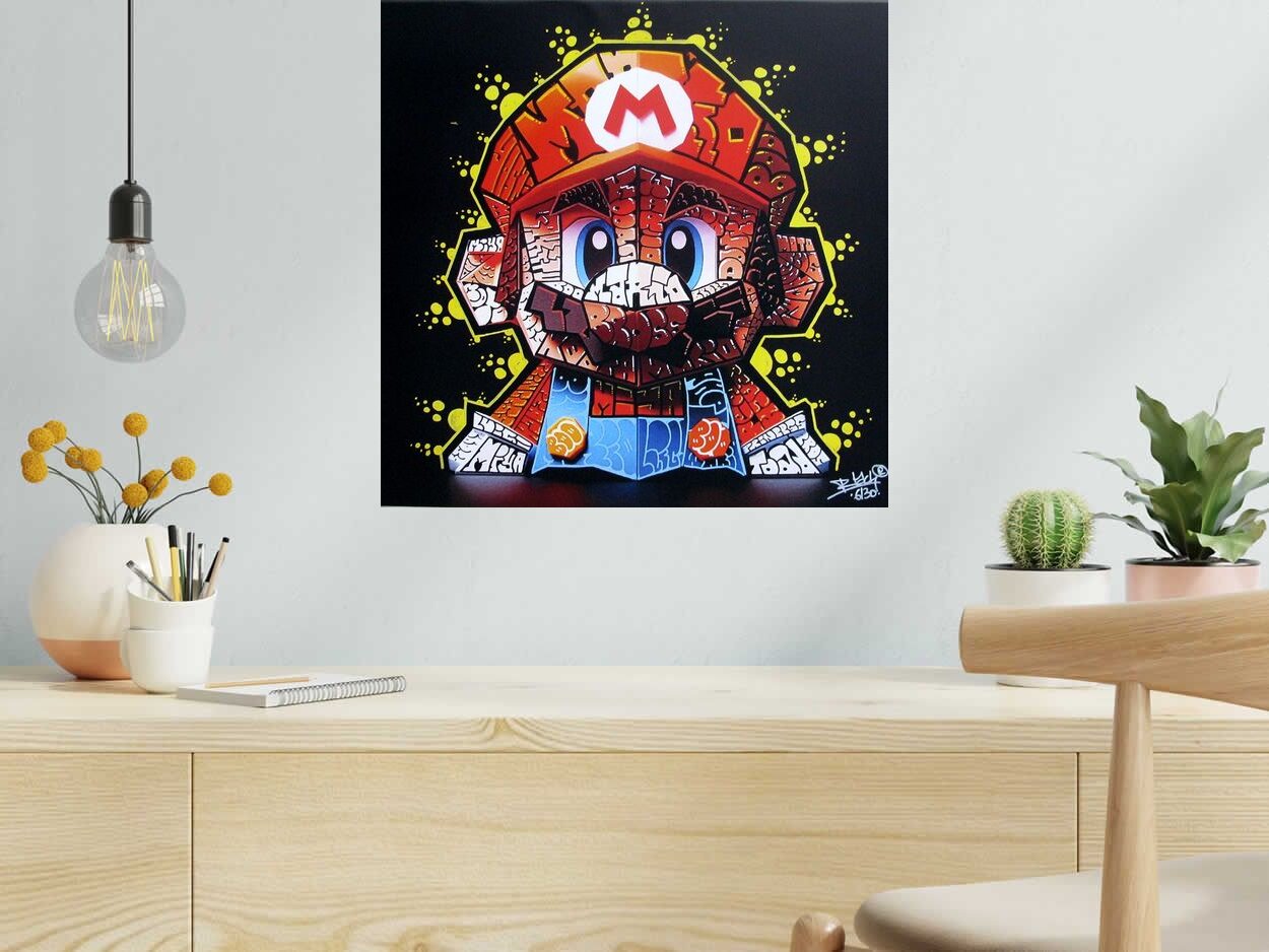 Digigraphie Mario de BLACH dans un intérieur – 50 × 50 cm