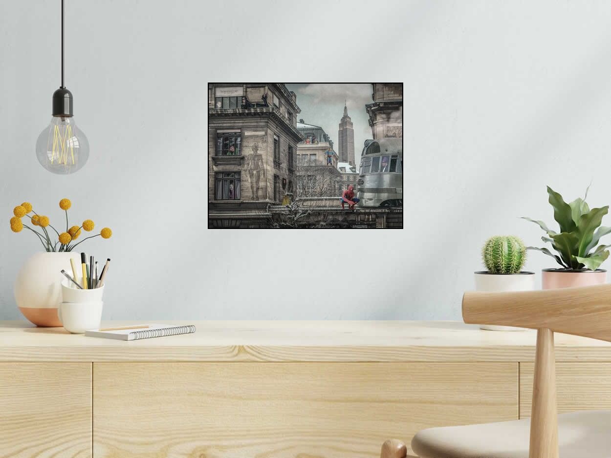 Digigraphie Bat visite à New York de OliR dans un intérieur – 40 × 30 cm
