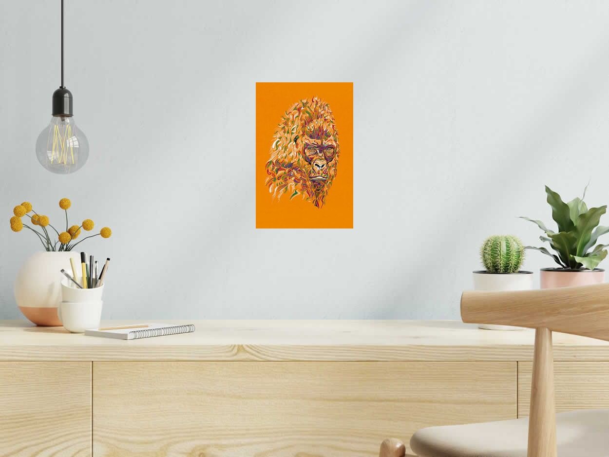 Estampe GORILLE JAUNE de MOX dans un intérieur – 20 × 30 cm