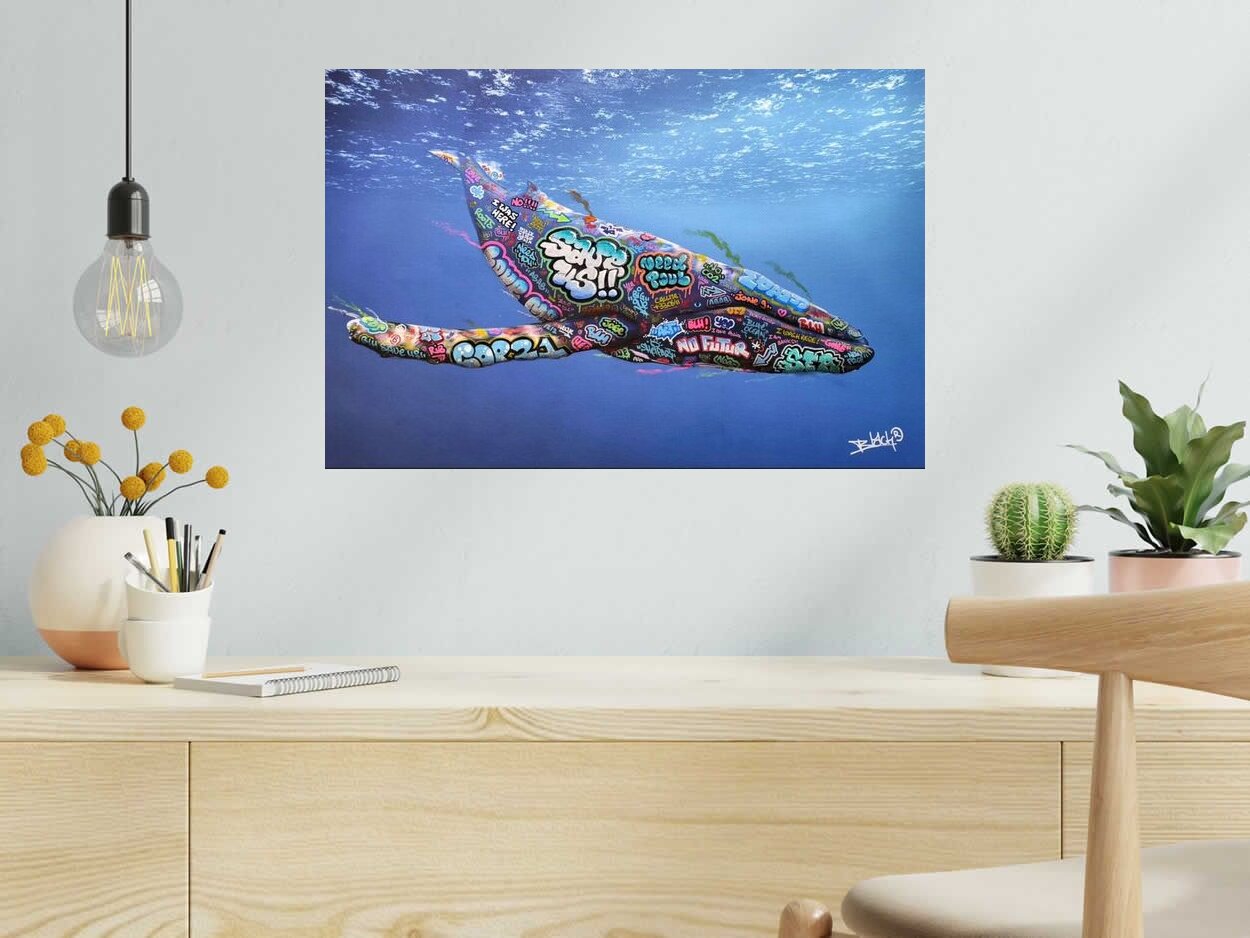 Estampe Baleine de BLACH dans un intérieur – 60 × 40 cm