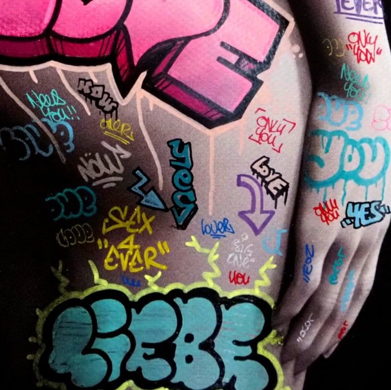 Editions d'art de BLACH a pour titre VIC Kiss my Ass style graffiti, street art dim : BLACHprix:70