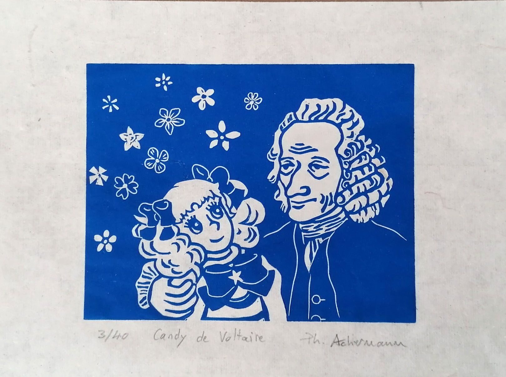Linogravure figuratif petit format bleu Candy de Voltaire – PHILIPPE ACHERMANN – 24 × 18 cm