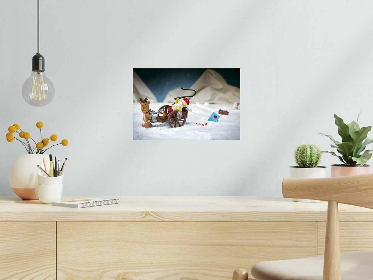 Photo de SAMSOFY a pour titre SANTA OOPS style graphique dim : SAMSOFYprix:60