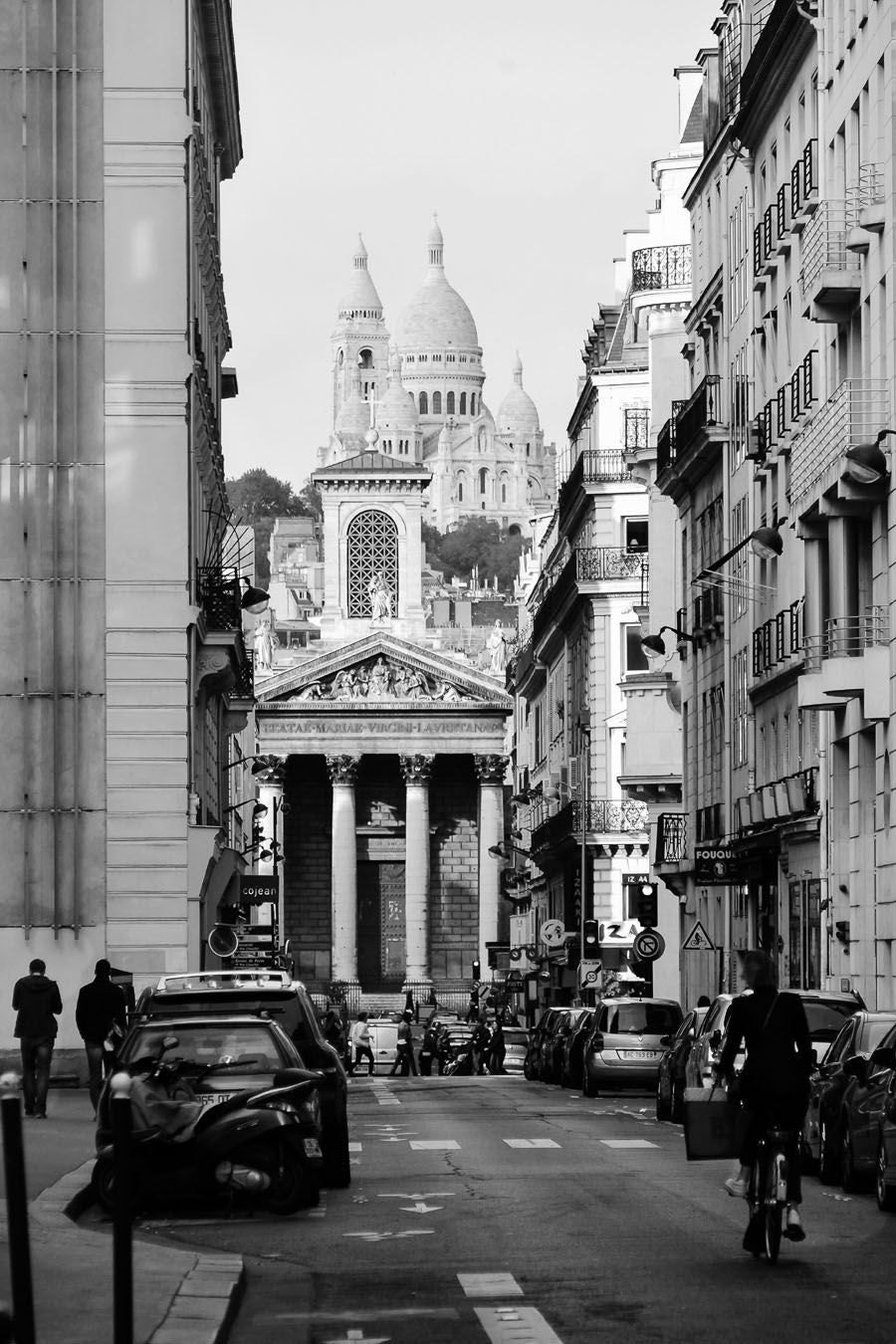 Photographie figuratif petit format blanc et noir PARIS MON COEUR – DOV ADJEDJ – 36 × 24 cm