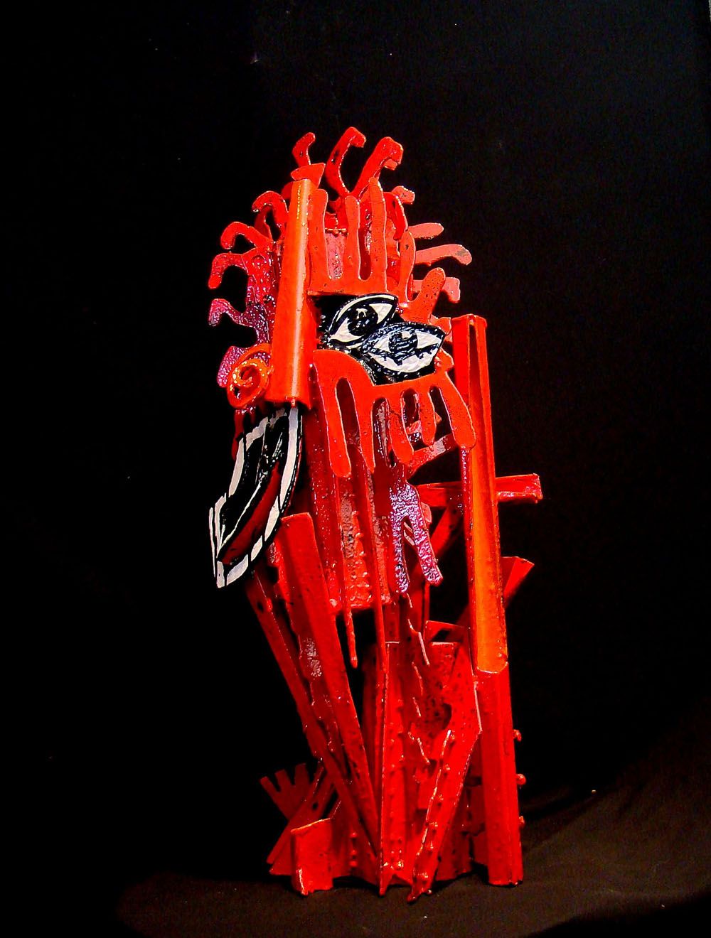 Sculpture graphique petit format rouge JE VOIS DOUBLEMENT ROUGE – MICHADU – 92 × 0 cm