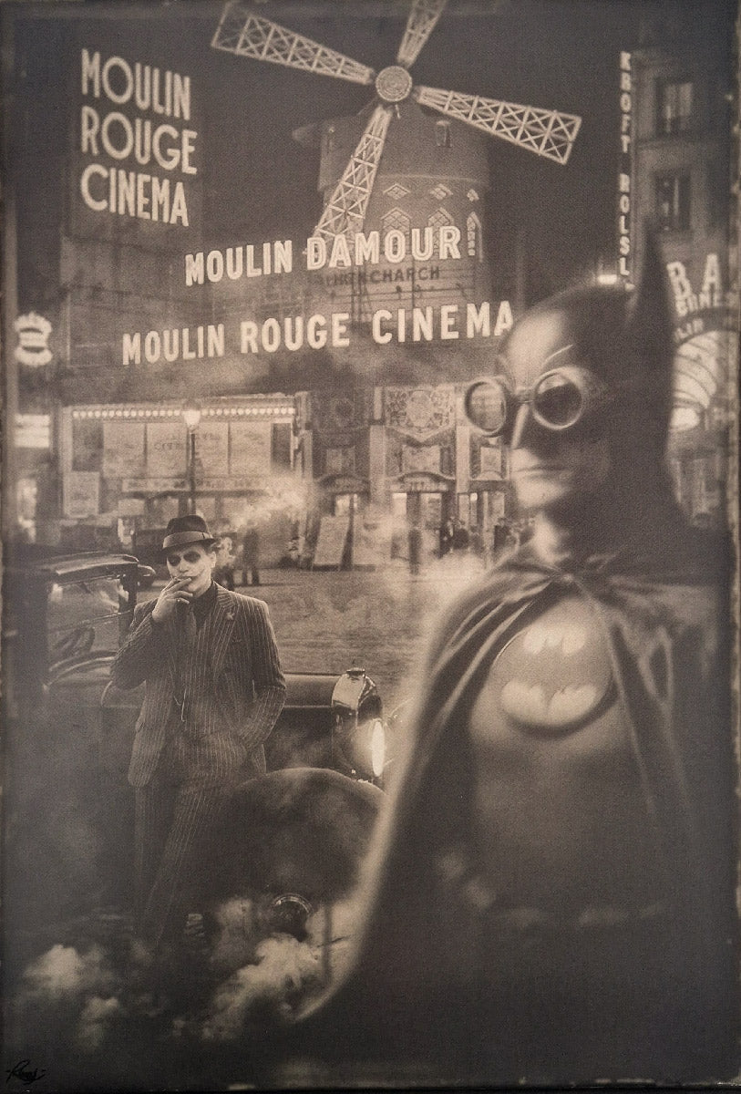 Serigraphie street art moyen format blanc et noir Batman@MoulinRouge – REMY POSCAR – 90 × 60 cm