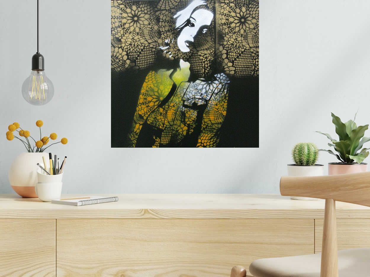 Toile Sans titre 2 de KARO TRASS dans un intérieur – 50 × 50 cm