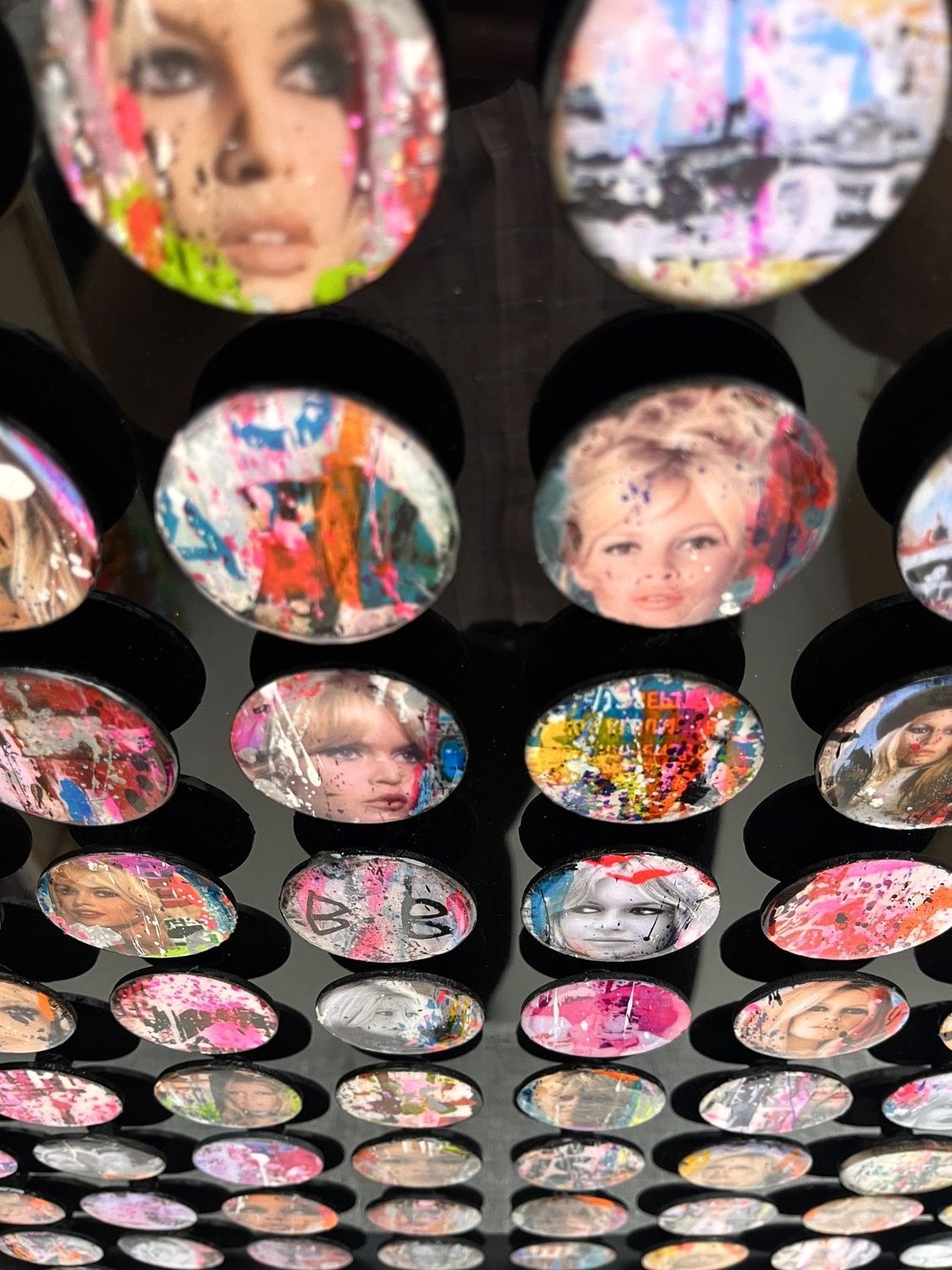 Tableau de THIERRY RASINE a pour titre  BB style street pop art dim : THIERRY RASINEprix:1600