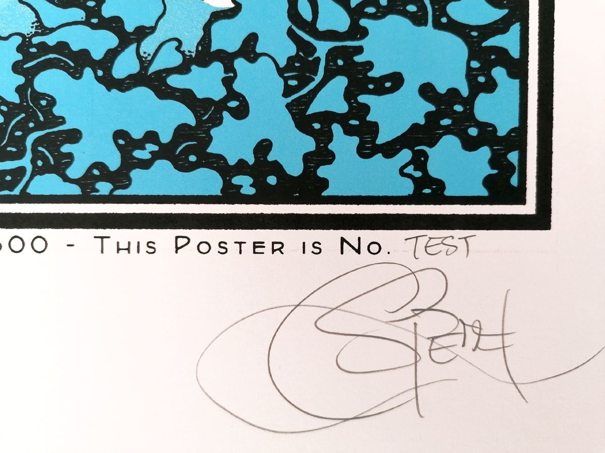 Editions d'art de CHUCK SPERRY a pour titre  GHOSTS OF THE FOREST TEST BLUE style figuratif dim : CHUCK SPERRYprix:600