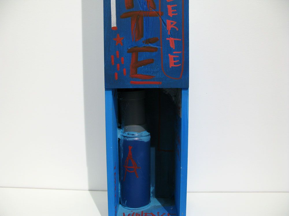 Sculpture de TAREK a pour titre  Liberté style street pop art dim : TAREKprix:150