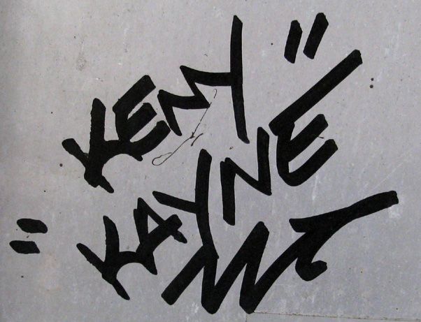 Tableau de KENY a pour titre  Duel de spray style graffiti, street art dim : KENYprix:400