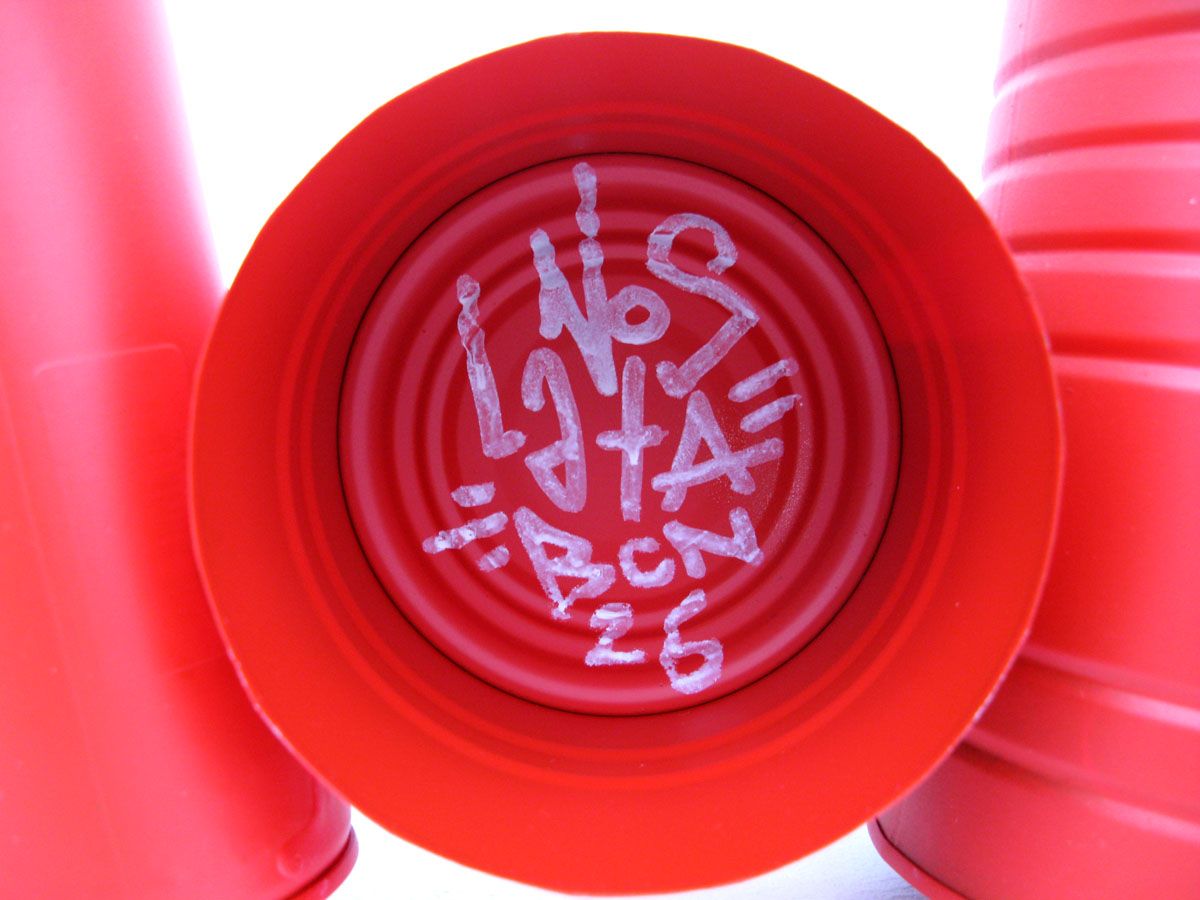 Sculpture de ME LATA a pour titre  Love style graffiti, street pop art dim : ME LATAprix:200