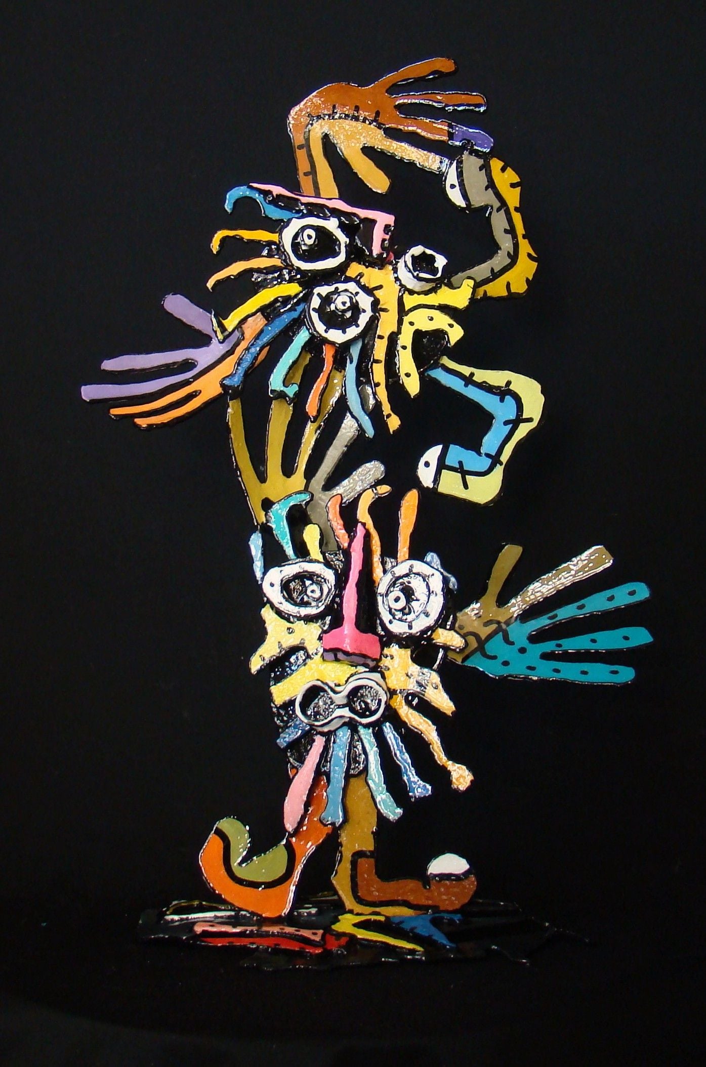 Sculpture de MICHADU a pour titre  Un Equilibre Pastel style graphique dim : MICHADUprix:2600
