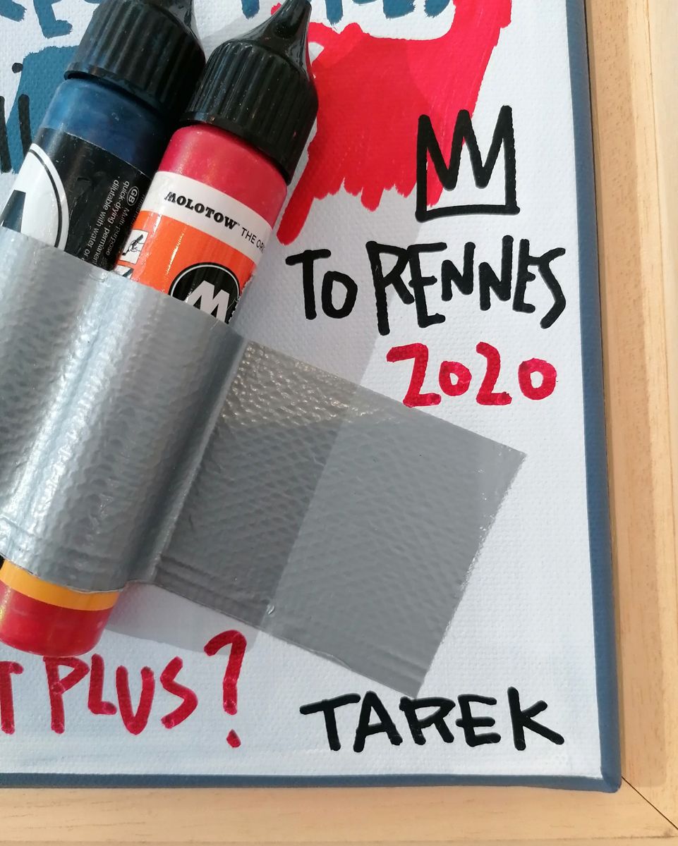 Sculpture de TAREK a pour titre  READY ONE style graphique dim : TAREKprix:250