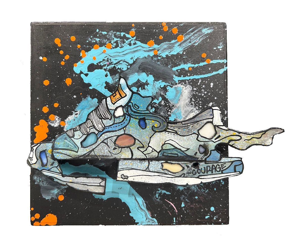 Sculpture de EMER a pour titre  Sneakers 3 style graphique dim : EMERprix:190