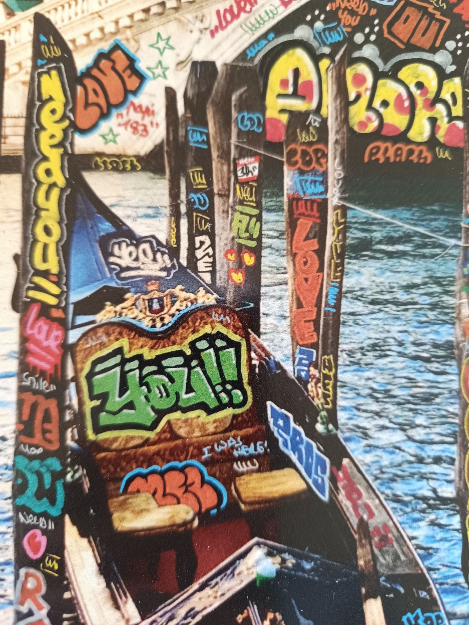 Editions d'art de BLACH a pour titre  Venise In love style street art dim : BLACHprix:70