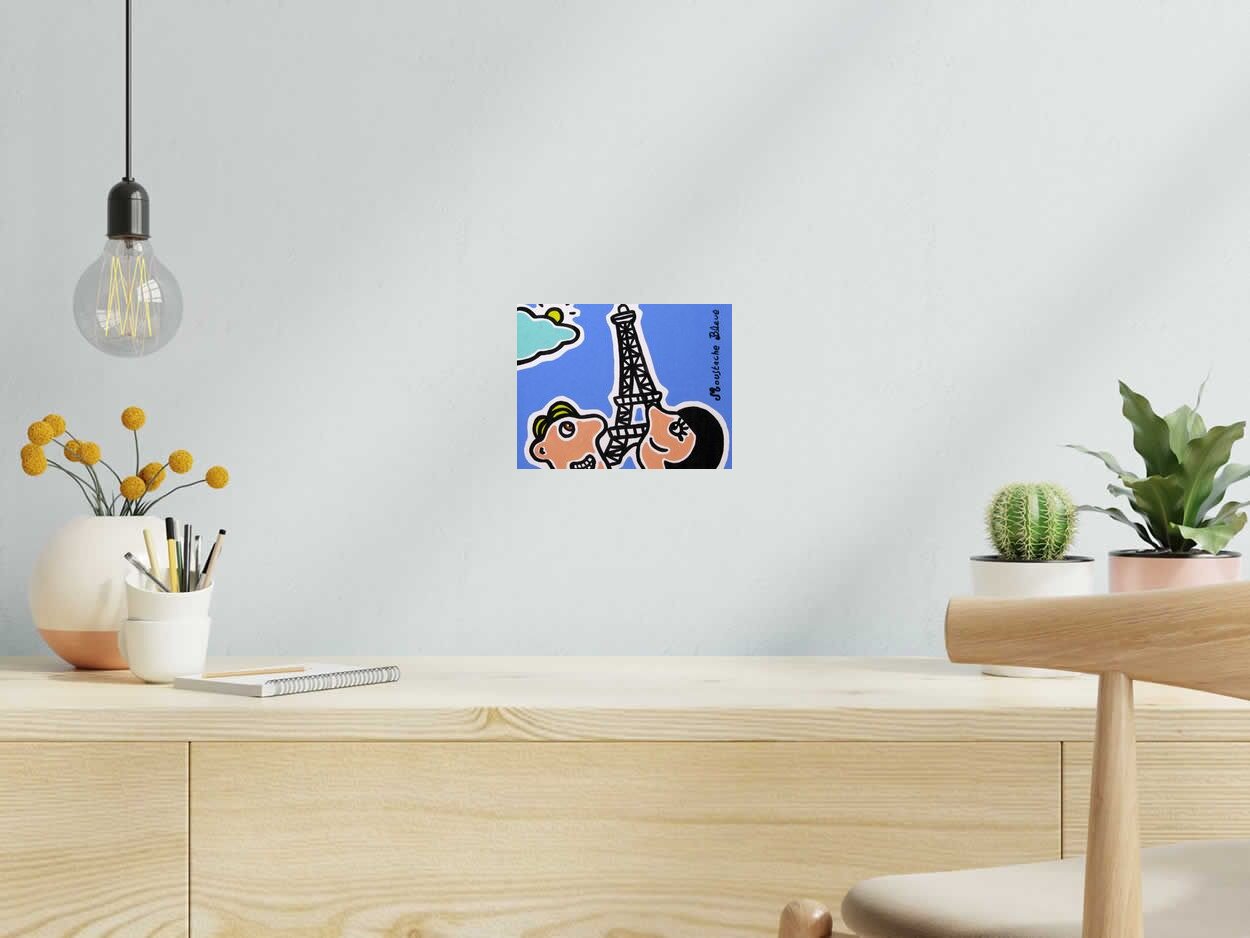 Dessin Paris, c'est la vie de MOUSTACHE BLEUE dans un intérieur – 21 × 16 cm