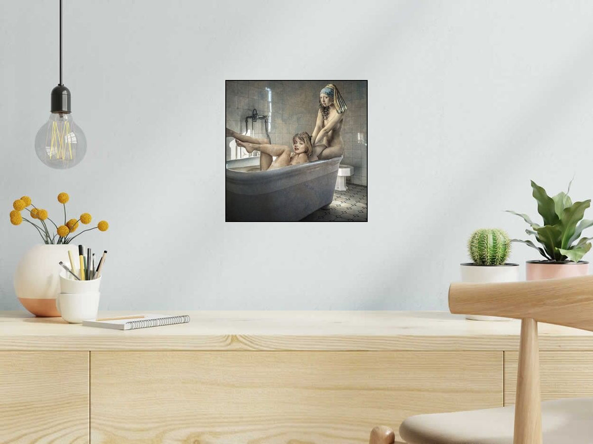 Digigraphie MARILYN'S BATH de OliR dans un intérieur – 30 × 30 cm