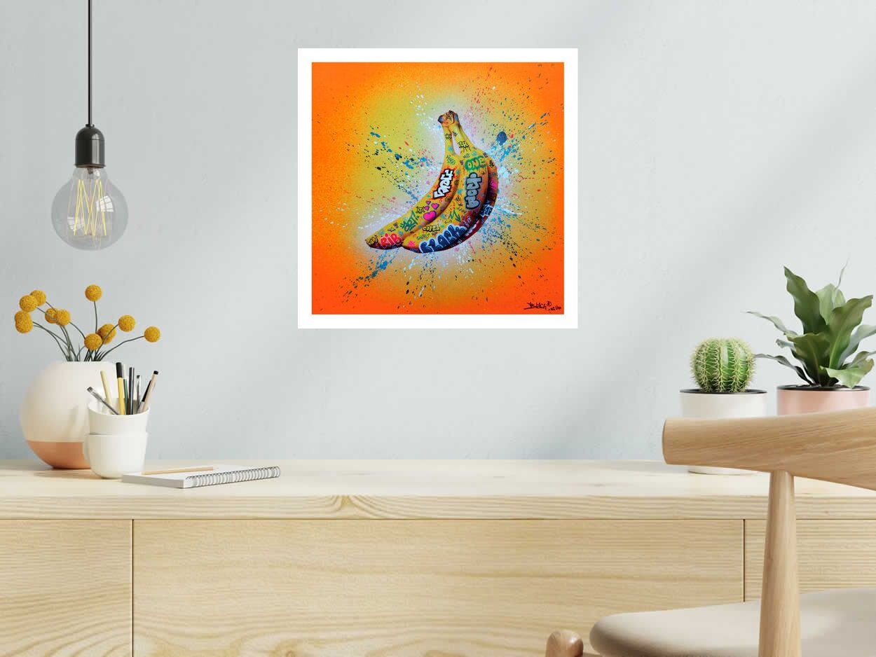 Estampe Banana de BLACH dans un intérieur – 40 × 4 cm