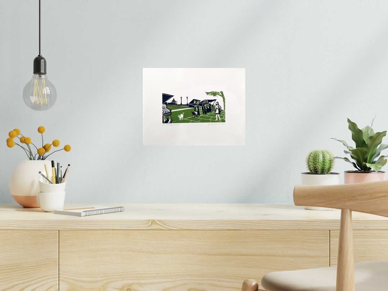 Gravure LES BOUQUINISTES de JULIA CHAUSSON dans un intérieur – 33 × 25 cm