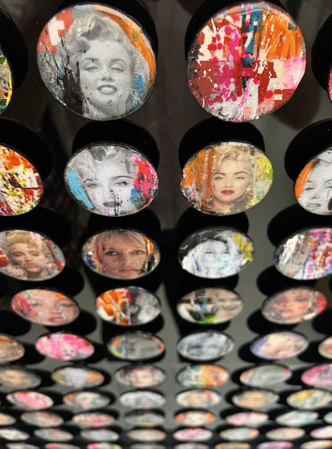 Tableau de THIERRY RASINE a pour titre  Icons style street pop art dim : THIERRY RASINEprix:1600