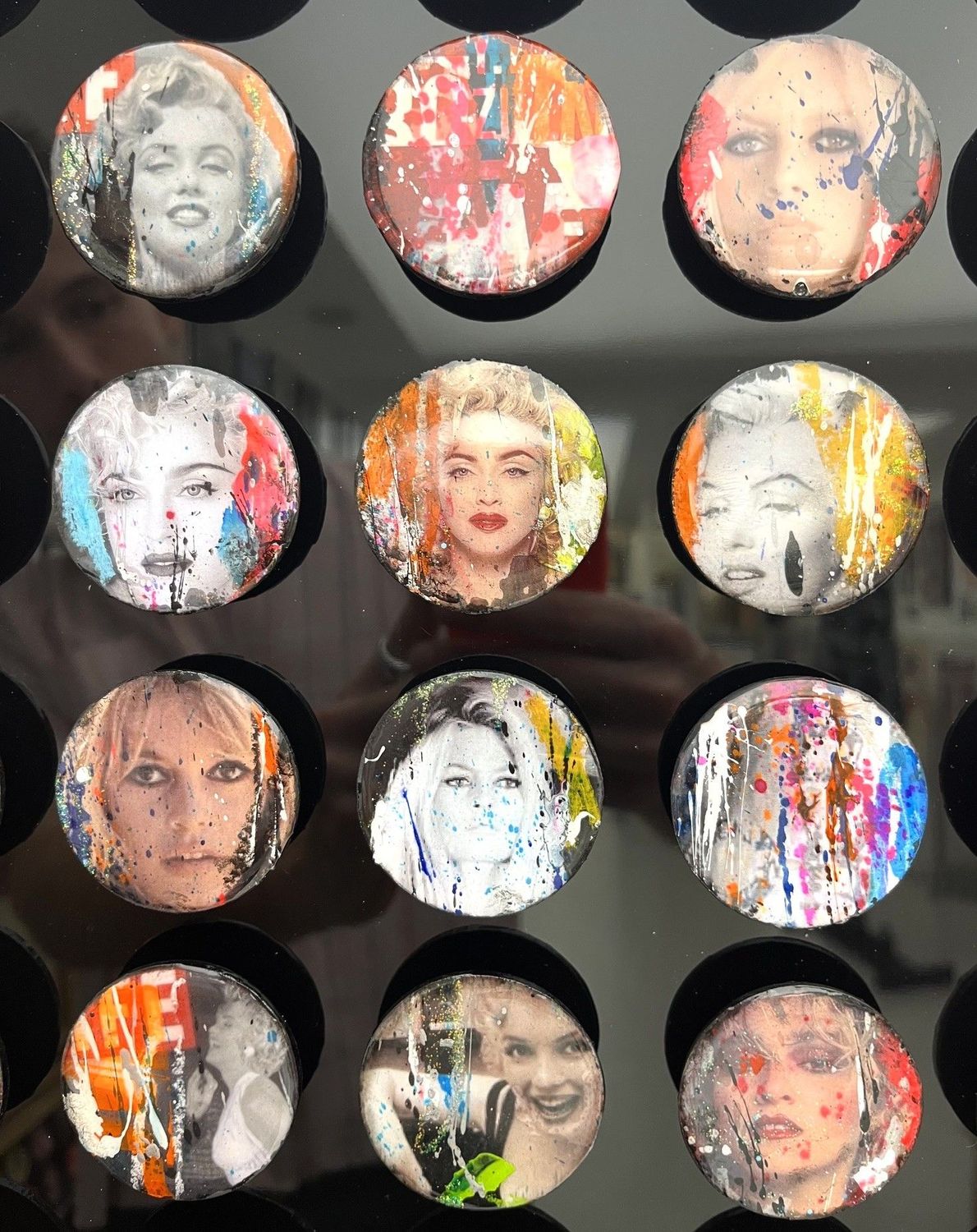 Tableau de THIERRY RASINE a pour titre  Icons style street pop art dim : THIERRY RASINEprix:1600