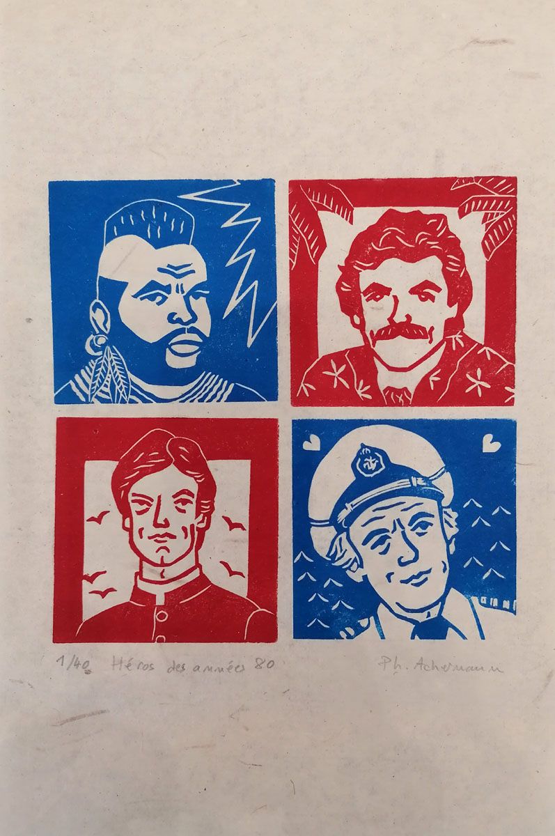 Linogravure figuratif petit format bleu et rouge Héros des années 80 – PHILIPPE ACHERMANN – 20 × 30 cm