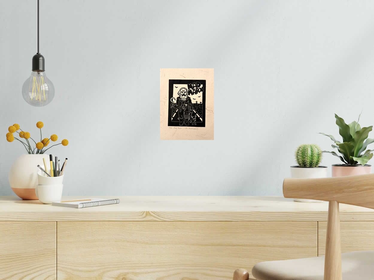 Linogravure Mad Marx de PHILIPPE ACHERMANN dans un intérieur – 18 × 24 cm