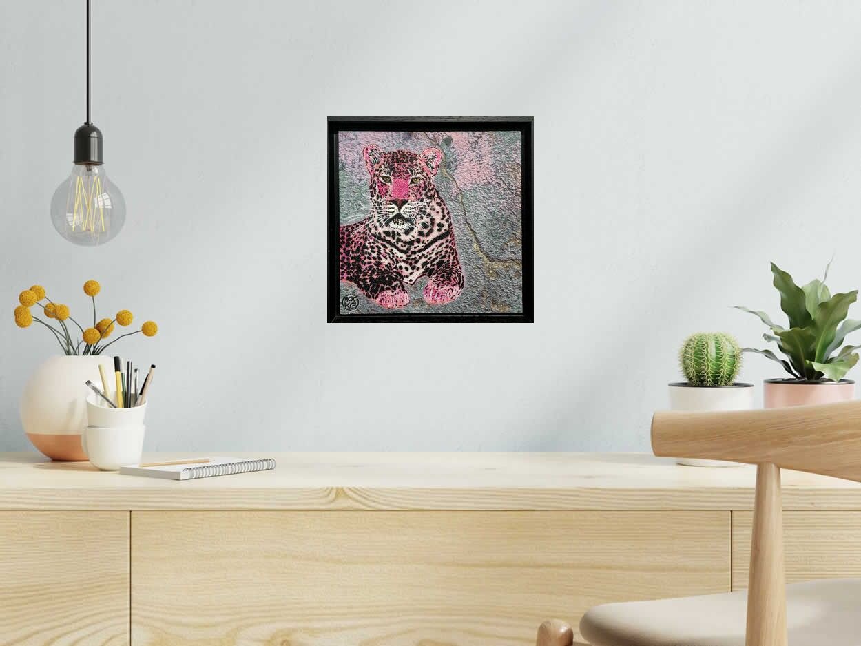 Tableau de MOSKO a pour titre  Félin rose style street art dim : MOSKOprix:720