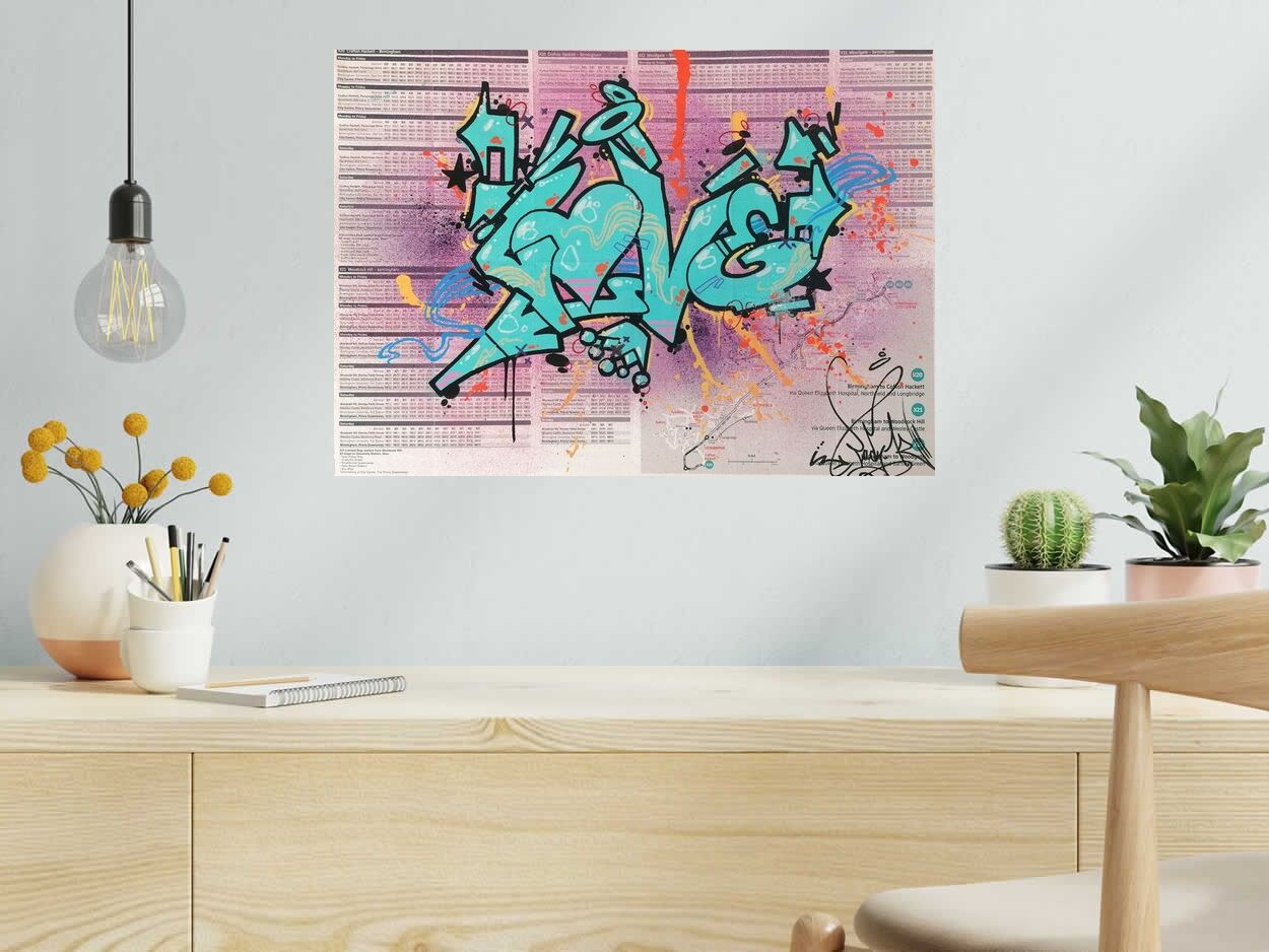Dessin de LADY K a pour titre  LOVE UK LAVENDER style street pop art dim : LADY Kprix:400