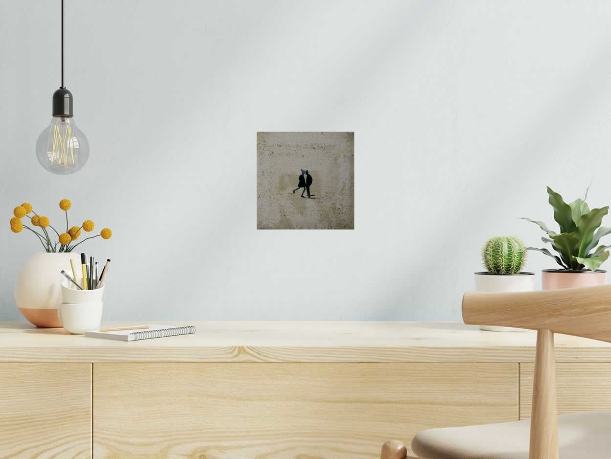 Peinture You and me - Barcelona 2025 de MARCOS ZRIHEN NOWOTNY dans un intérieur – 20 × 20 cm