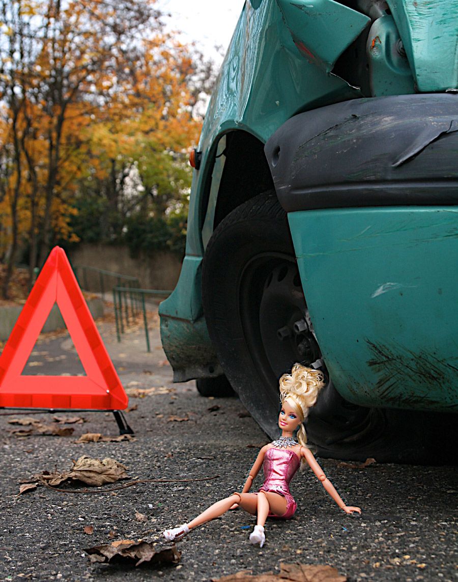 Photographie figuratif petit format ACCIDENT – NATHALIE ROUX – 24 × 30 cm