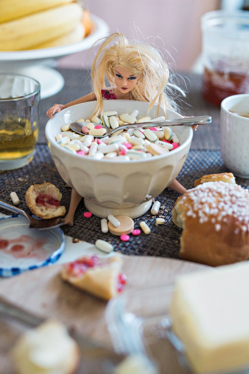 Photographie figuratif petit format BARBITURIQUE – NATHALIE ROUX – 36 × 24 cm