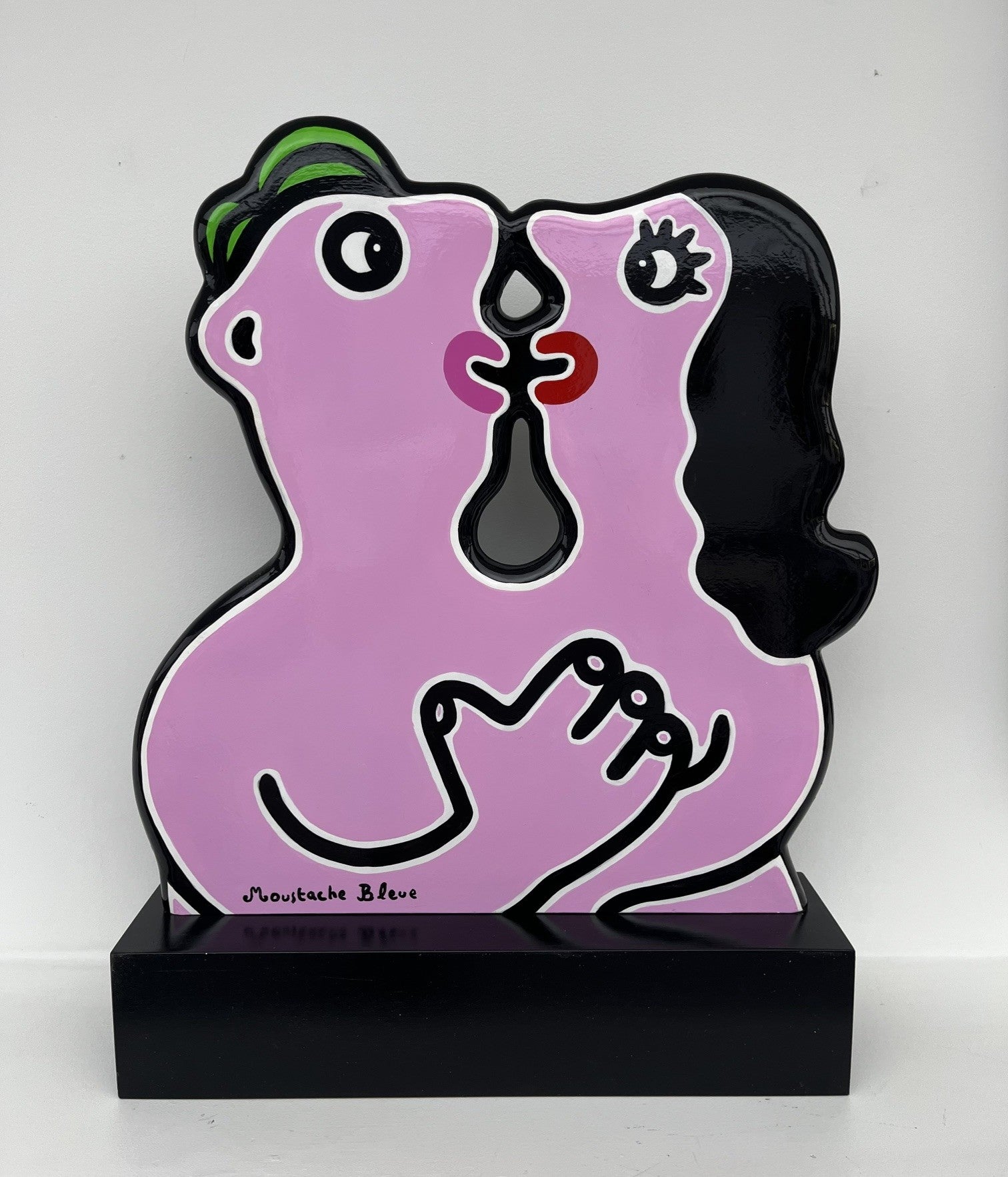Sculpture figuratif moyen format rose Love calins – MOUSTACHE BLEUE – 50 × 62 cm