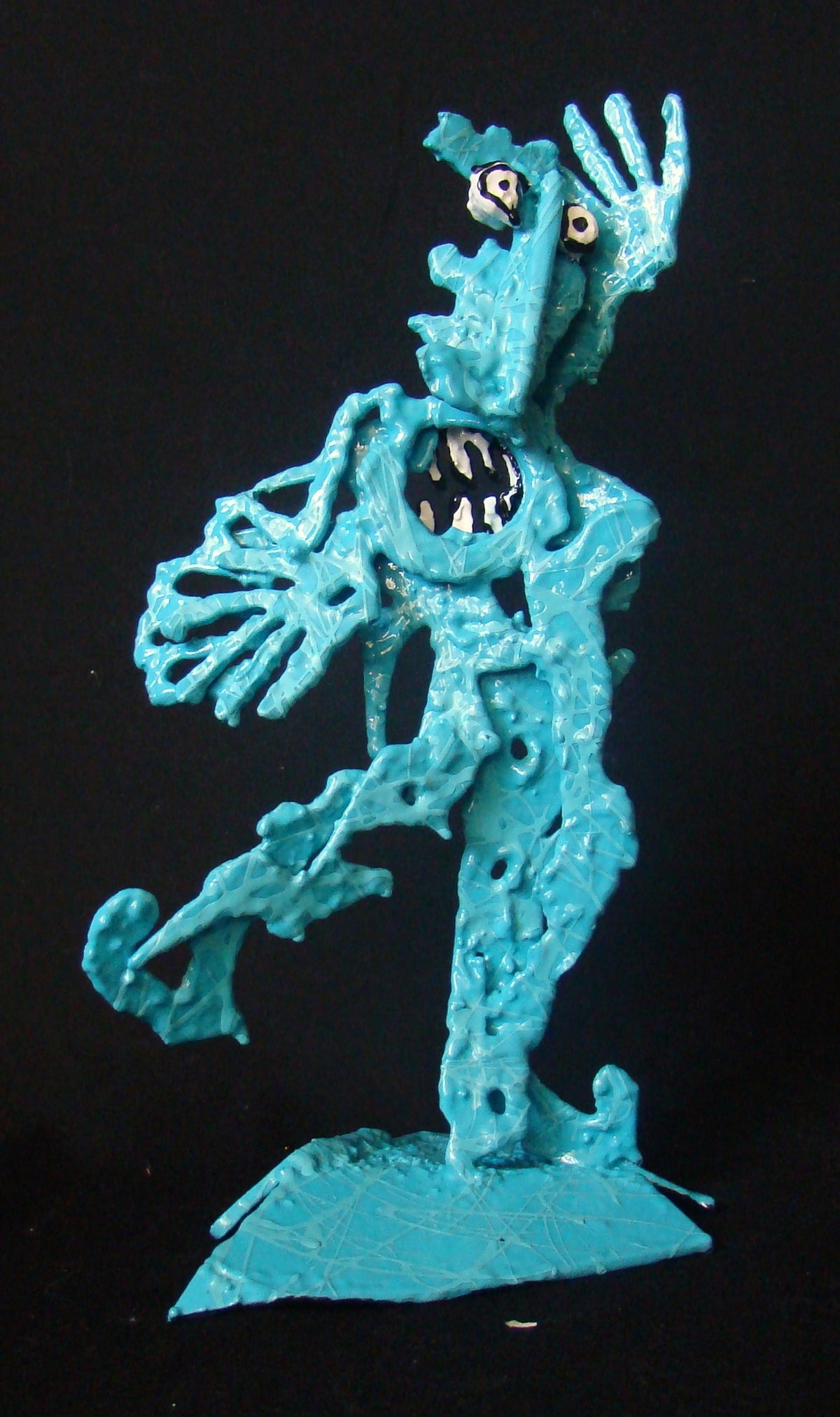 Sculpture pop art petit format bleu Mon Protecteur Turquoise – MICHADU – 34 × 20 cm