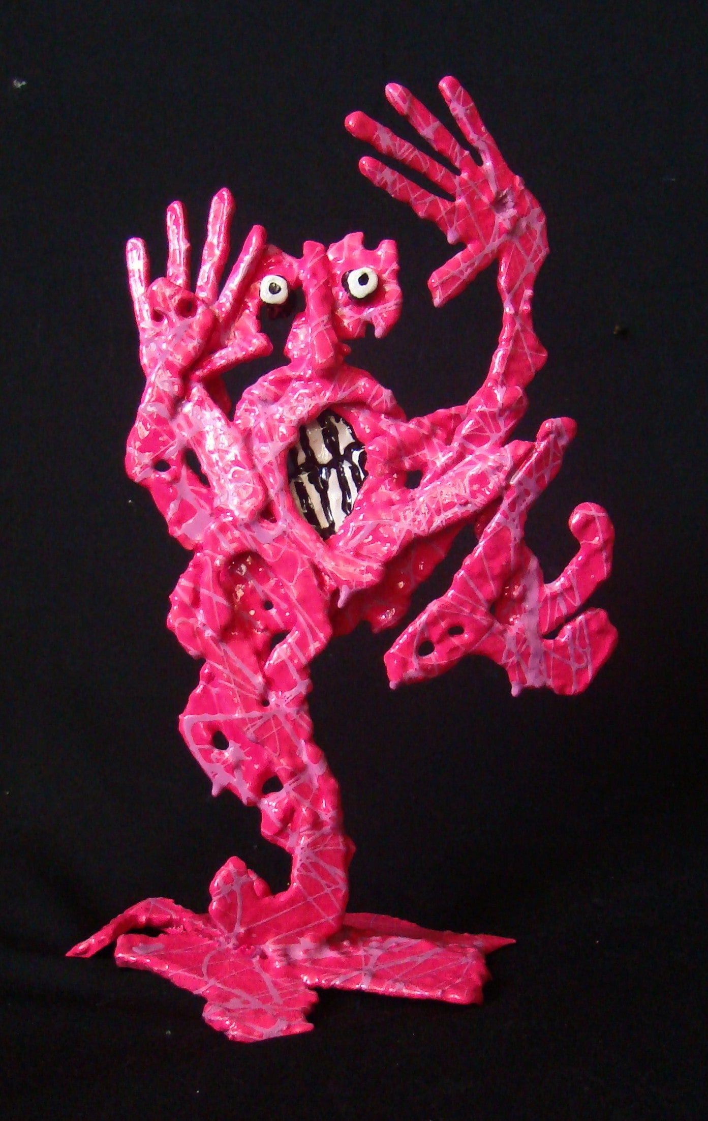Sculpture pop art petit format rose Mon Protecteur Rose – MICHADU – 34 × 20 cm